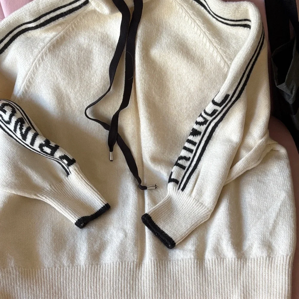 Pringle Cream and Black Turtleneck Sweater - Picture 4 of 4